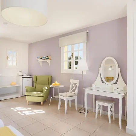 Bed & Breakfast Pefkos Lemon Tree *
