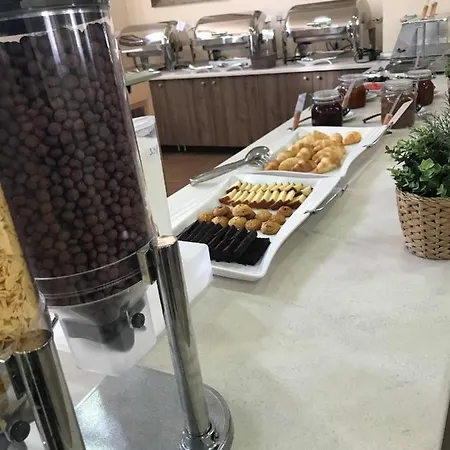 Pefkos Lemon Tree 住宿加早餐酒店